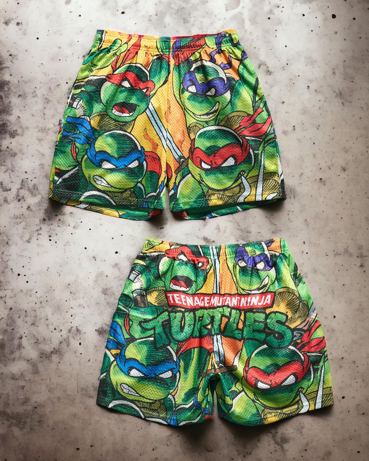 Tortuga Comic Short Slim Tech